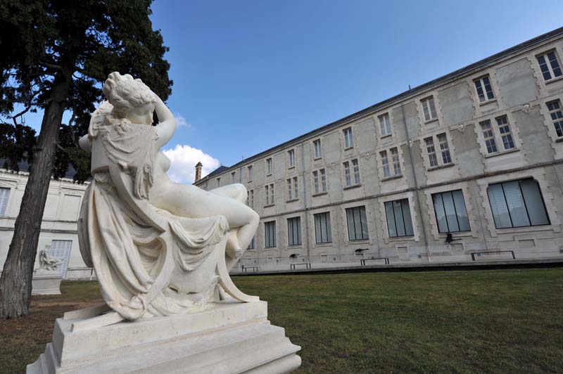 Jardin du musée Bernard d'Agesci : Somnolence par Frédéric-Etienne Leroux 